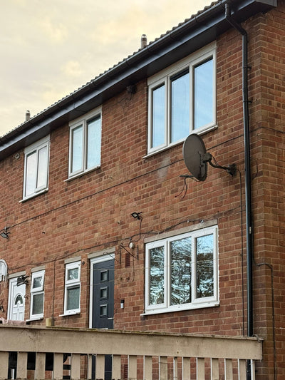 Modern and Clean - 3 Bed Maisonnette