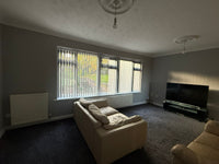 Modern and Clean - 3 Bed Maisonnette