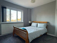 Modern and Clean - 3 Bed Maisonnette