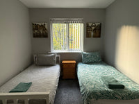 Modern and Clean - 3 Bed Maisonnette