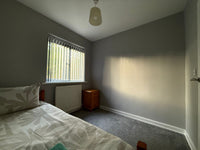 Modern and Clean - 3 Bed Maisonnette