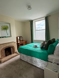 Entire home in Soothill, United Kingdom