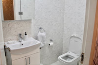 Luxurious home in West Yorkshire with driveway