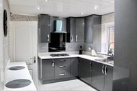 Luxurious home in West Yorkshire with driveway