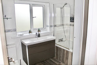 Luxurious home in West Yorkshire with driveway