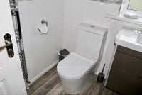 Luxurious home in West Yorkshire with driveway